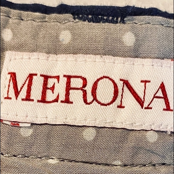 Navy Blue Eyelet Shorts Size 4 - Picture 12 of 13